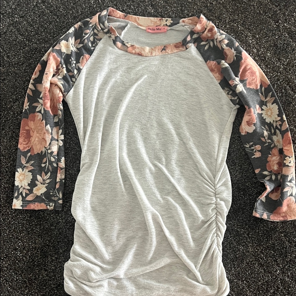 Maternity Hello MIZ Gray Top with Floral Sleeves